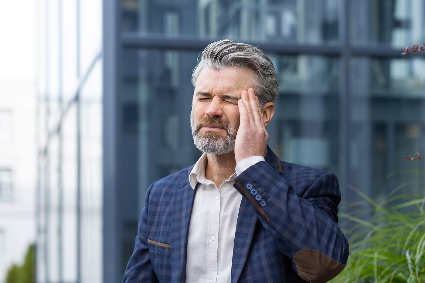 Spannungskopfschmerz ist ein typisches Symptom einer Kiefer-Dysbalance Spannungskopfschmerz ist ein typisches Symptom einer Kiefer-Dysbalance